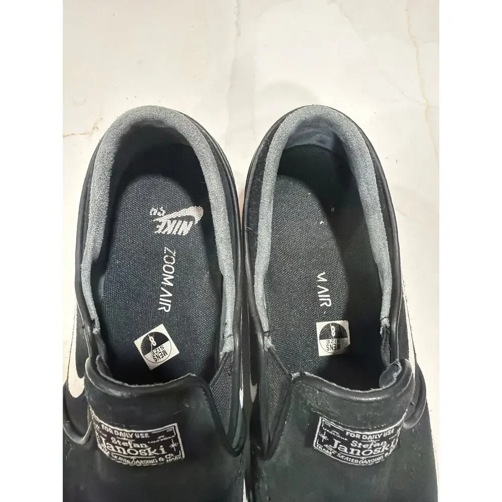 Nike Men's Sz 8 SB Zoom Stefan Janoski Slip-On shoes black Suede white swoosh